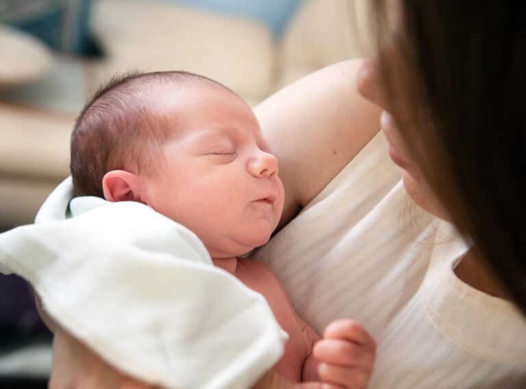 The Silent Struggle: Perinatal OCD and Intrusive Thoughts